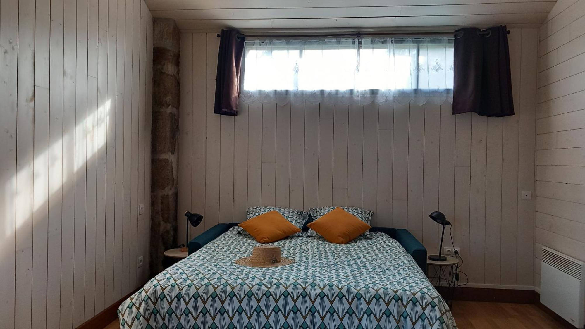 Chambres Et Gite Dans Un Lieu Calme Et Champetre Gourge Les Grippeaux Proche Parthenay Exterior photo